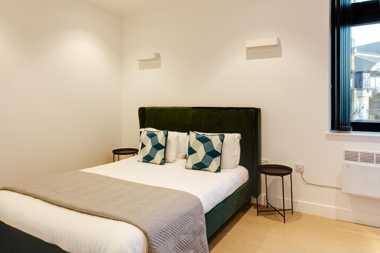 Charles Hope London Brentford Apartman Kültér fotó