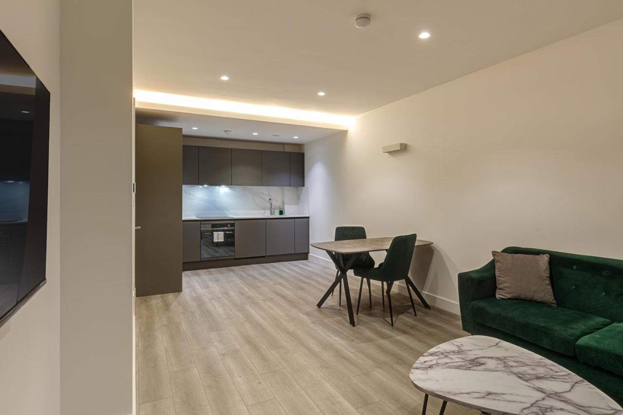 Charles Hope London Brentford Apartman Kültér fotó