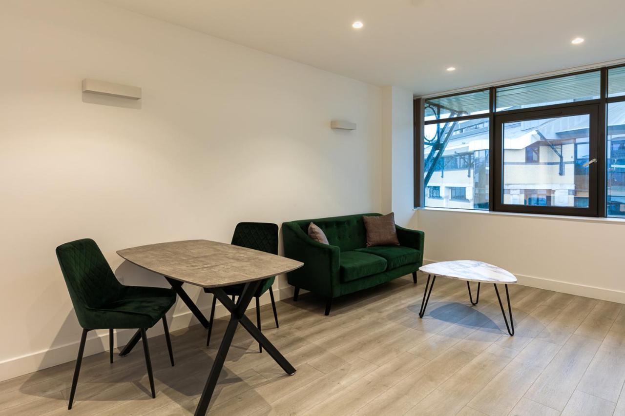 Charles Hope London Brentford Apartman Kültér fotó